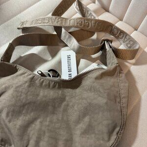 Baggu small crescent Dove